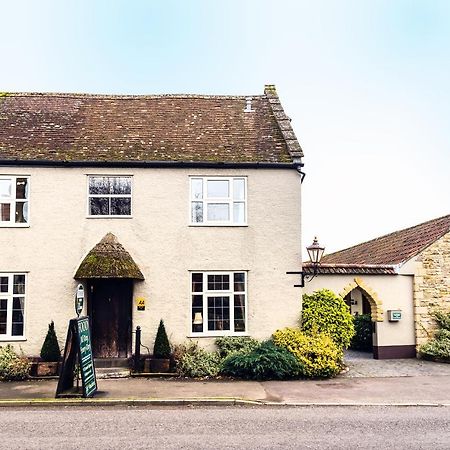 The Half Moon Inn And Country Lodge Yeovil Eksteriør bilde