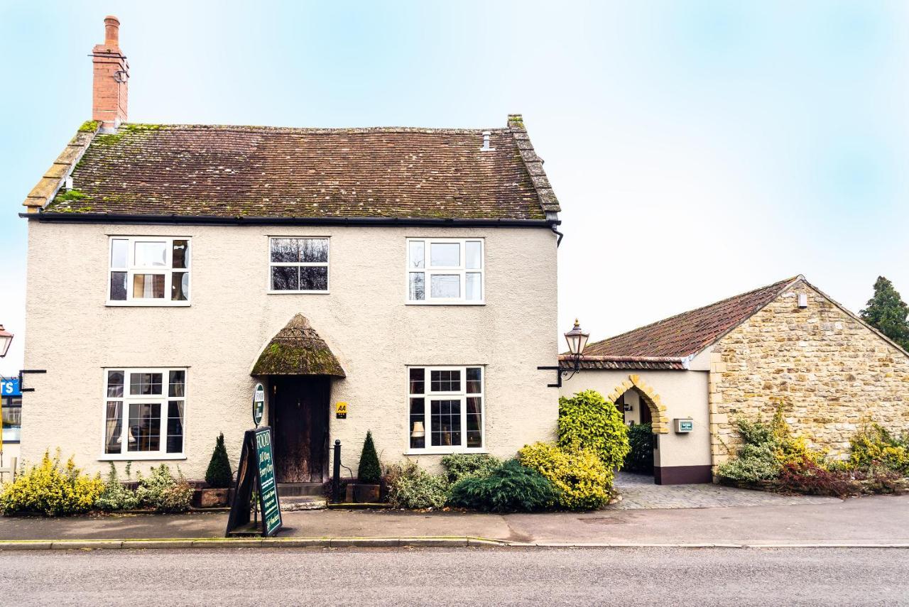 The Half Moon Inn And Country Lodge Yeovil Eksteriør bilde